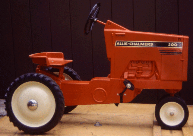 Hubcap Tire And Wheel >> Pedal Tractors Allis Chalmers Hubcap Tire And Wheel >> Pedal Tractors Allis Chalmers