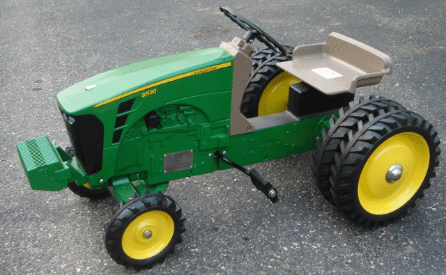 john deere 8530 pedal tractor