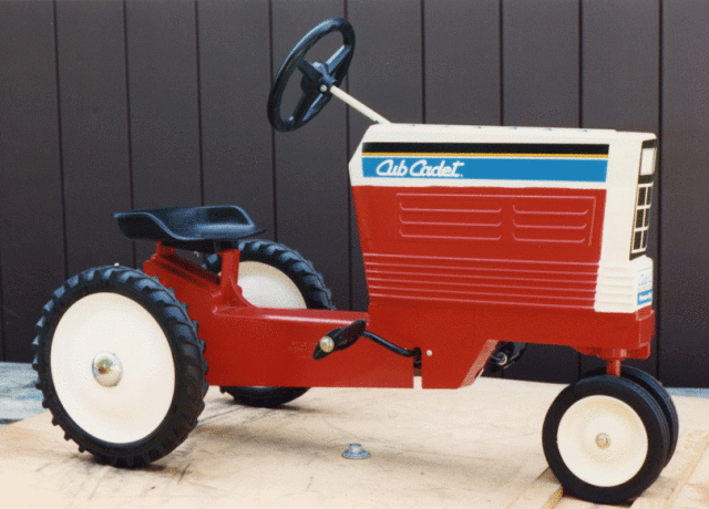 cub cadet pedal tractor