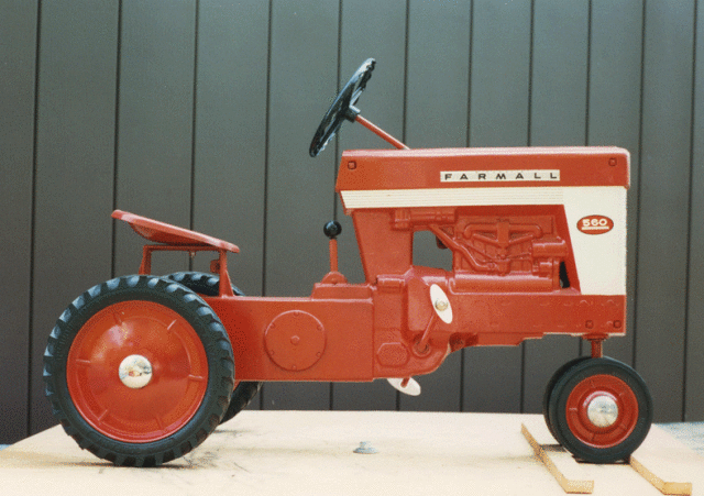 farmall 560 pedal tractor