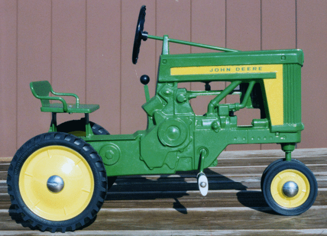 john deere 620 pedal tractor